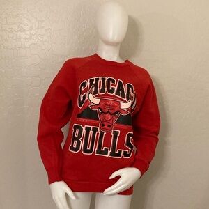 Vintage 1090’s Chicago Bulls Fruit Of The Loom Red Sweatshirt Large